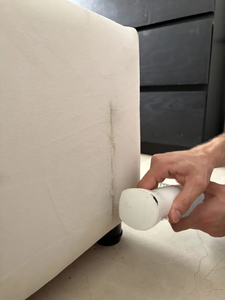 Pre-treating a stain before extraction